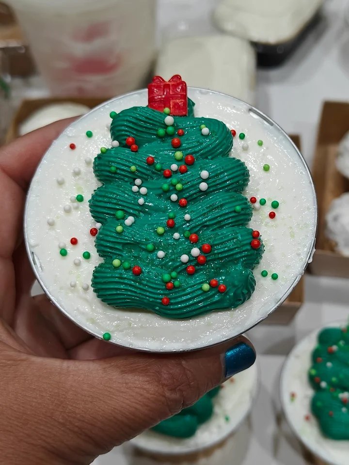 Woof Cakes (Holiday Themed)