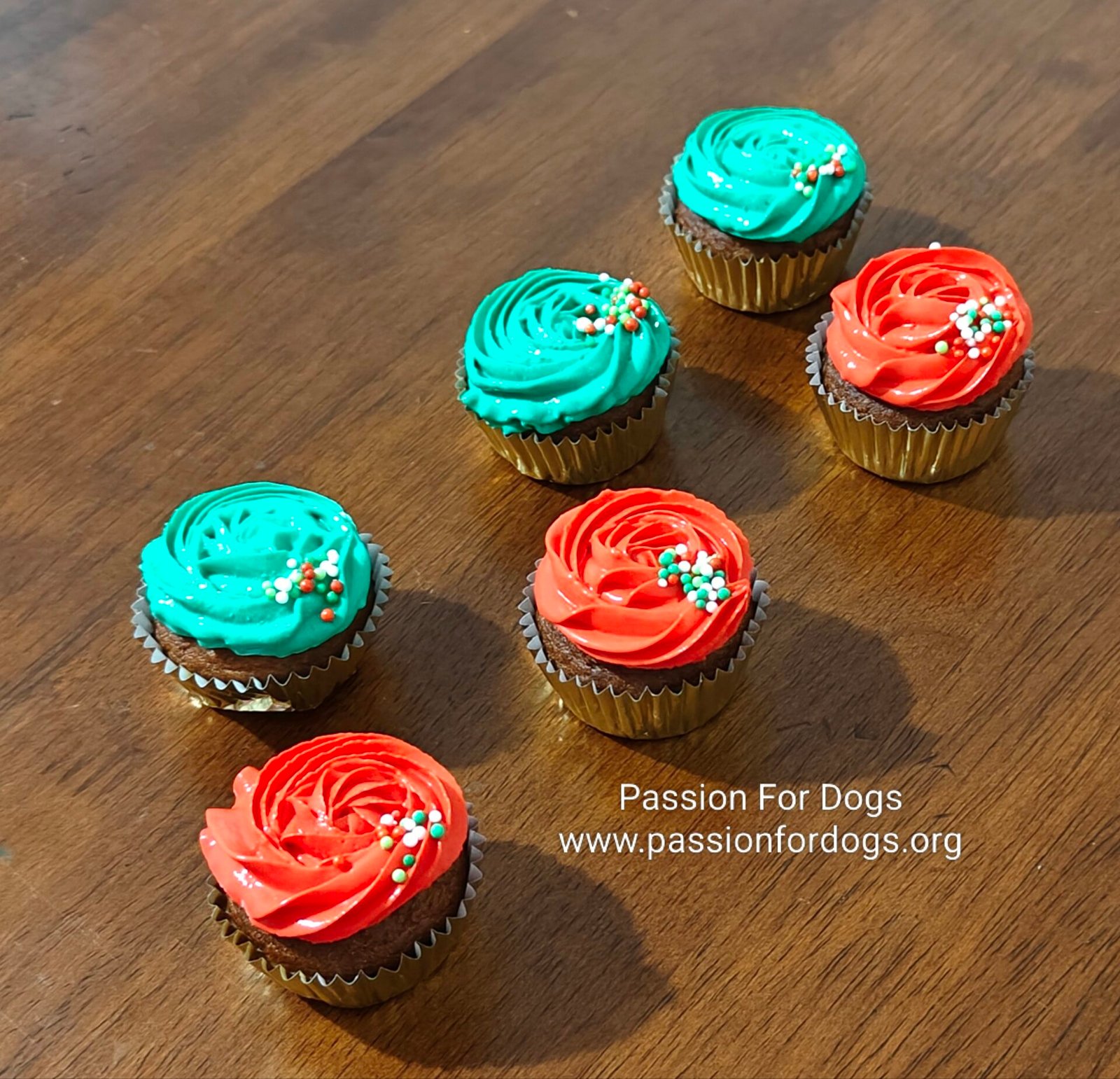 Mini Cupcakes (Holiday themed)